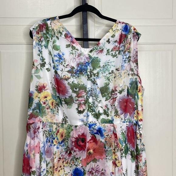 Danny and Nicole Women’s Faux Wrap Floral Sheath Garden Dress Plus Size 24W - Picture 2 of 14